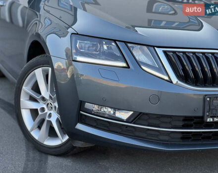 Серый Шкода Октавия, объемом двигателя 2 л и пробегом 233 тыс. км за 17350 $, фото 14 на Automoto.ua