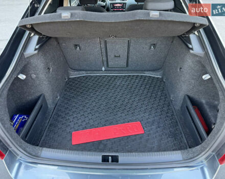 Серый Шкода Октавия, объемом двигателя 2 л и пробегом 233 тыс. км за 17350 $, фото 61 на Automoto.ua