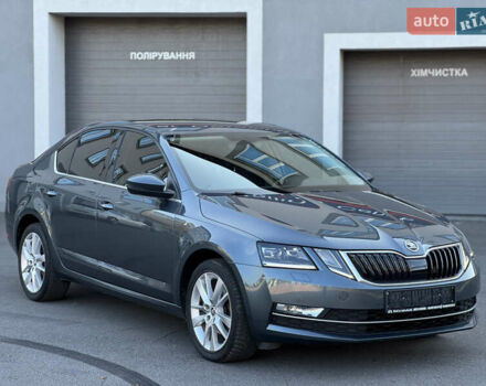 Серый Шкода Октавия, объемом двигателя 2 л и пробегом 233 тыс. км за 17350 $, фото 17 на Automoto.ua