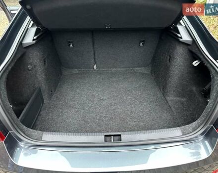 Сірий Шкода Октавія, об'ємом двигуна 2 л та пробігом 193 тис. км за 14999 $, фото 6 на Automoto.ua