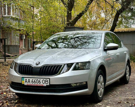 Серый Шкода Октавия, объемом двигателя 1.6 л и пробегом 84 тыс. км за 15000 $, фото 1 на Automoto.ua
