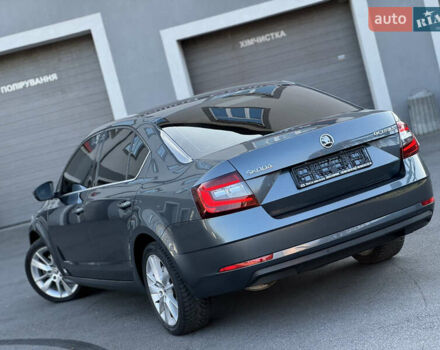 Серый Шкода Октавия, объемом двигателя 2 л и пробегом 233 тыс. км за 17350 $, фото 26 на Automoto.ua