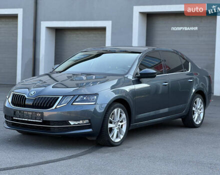 Серый Шкода Октавия, объемом двигателя 2 л и пробегом 233 тыс. км за 17350 $, фото 22 на Automoto.ua