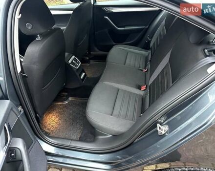 Сірий Шкода Октавія, об'ємом двигуна 2 л та пробігом 193 тис. км за 14999 $, фото 4 на Automoto.ua