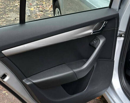 Серый Шкода Октавия, объемом двигателя 1.6 л и пробегом 84 тыс. км за 15000 $, фото 11 на Automoto.ua