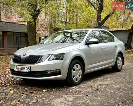 Серый Шкода Октавия, объемом двигателя 1.6 л и пробегом 84 тыс. км за 15000 $, фото 7 на Automoto.ua