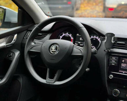 Серый Шкода Октавия, объемом двигателя 1.6 л и пробегом 84 тыс. км за 15000 $, фото 18 на Automoto.ua