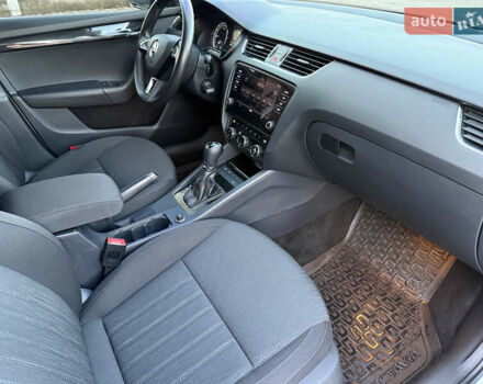 Сірий Шкода Октавія, об'ємом двигуна 2 л та пробігом 243 тис. км за 15800 $, фото 25 на Automoto.ua