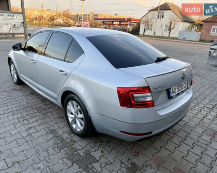Сірий Шкода Октавія, об'ємом двигуна 2 л та пробігом 243 тис. км за 15800 $, фото 7 на Automoto.ua