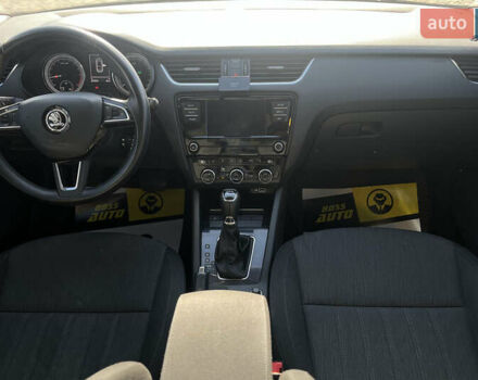 Серый Шкода Октавия, объемом двигателя 1.6 л и пробегом 277 тыс. км за 14000 $, фото 13 на Automoto.ua