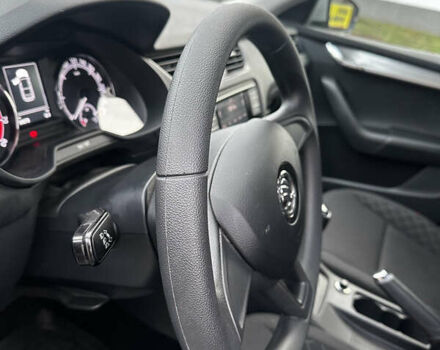 Серый Шкода Октавия, объемом двигателя 1.6 л и пробегом 99 тыс. км за 14800 $, фото 14 на Automoto.ua