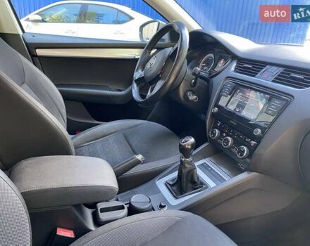 Сірий Шкода Октавія, об'ємом двигуна 1.4 л та пробігом 250 тис. км за 11500 $, фото 9 на Automoto.ua
