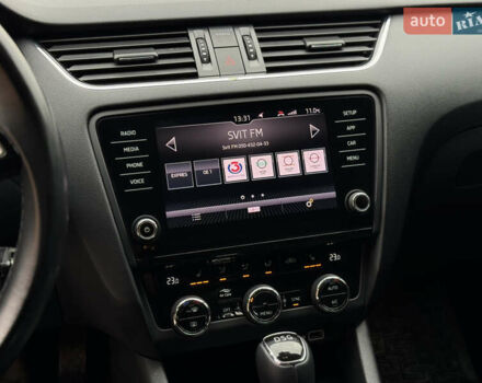 Сірий Шкода Октавія, об'ємом двигуна 2 л та пробігом 190 тис. км за 17500 $, фото 43 на Automoto.ua