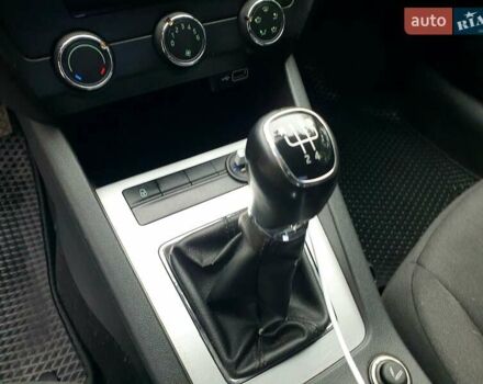 Серый Шкода Октавия, объемом двигателя 1.6 л и пробегом 230 тыс. км за 13700 $, фото 14 на Automoto.ua