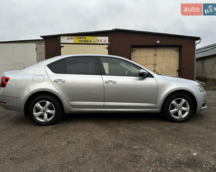 Серый Шкода Октавия, объемом двигателя 1.6 л и пробегом 99 тыс. км за 14800 $, фото 7 на Automoto.ua