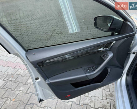 Сірий Шкода Октавія, об'ємом двигуна 2 л та пробігом 243 тис. км за 15800 $, фото 10 на Automoto.ua