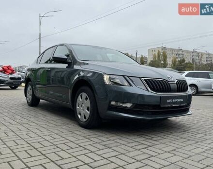 Шкода Октавия 2019 в Киеве на Automoto.ua Серый Шкода Октавия, объемом двигателя 1.6 л и пробегом 168 тыс. км за 14900 $, фото 8 на Automoto.ua
