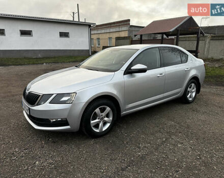 Серый Шкода Октавия, объемом двигателя 1.6 л и пробегом 99 тыс. км за 14800 $, фото 5 на Automoto.ua