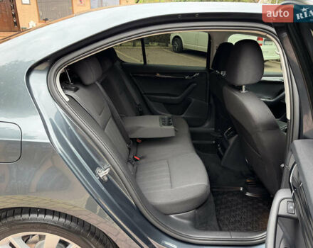 Сірий Шкода Октавія, об'ємом двигуна 2 л та пробігом 190 тис. км за 17500 $, фото 51 на Automoto.ua