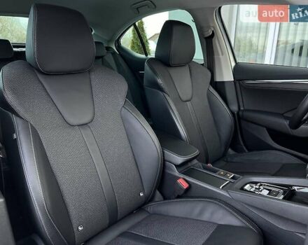 Серый Шкода Октавия, объемом двигателя 1.97 л и пробегом 165 тыс. км за 26000 $, фото 3 на Automoto.ua