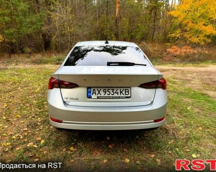 Серый Шкода Октавия, объемом двигателя 1.5 л и пробегом 210 тыс. км за 17000 $, фото 3 на Automoto.ua