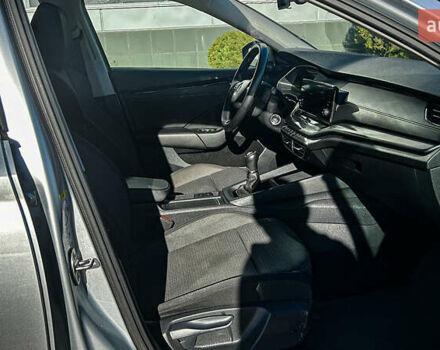 Серый Шкода Октавия, объемом двигателя 1.5 л и пробегом 34 тыс. км за 18965 $, фото 13 на Automoto.ua