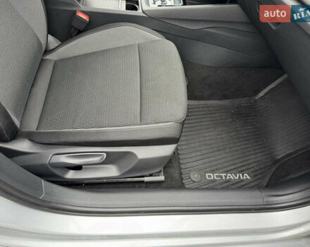 Серый Шкода Октавия, объемом двигателя 1.4 л и пробегом 28 тыс. км за 22200 $, фото 35 на Automoto.ua