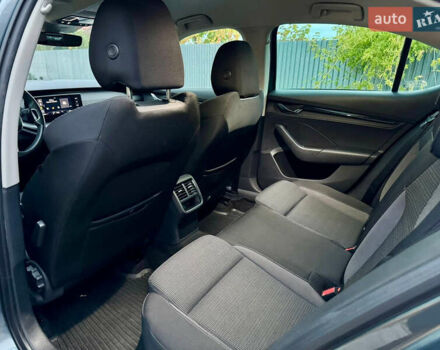 Сірий Шкода Октавія, об'ємом двигуна 2 л та пробігом 165 тис. км за 18999 $, фото 14 на Automoto.ua