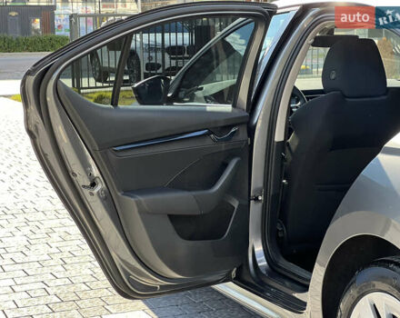 Серый Шкода Октавия, объемом двигателя 1.4 л и пробегом 136 тыс. км за 21900 $, фото 23 на Automoto.ua