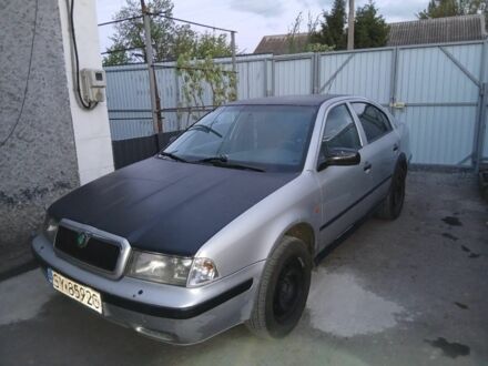 Шкода Октавия 1997 в Кривом Роге на Automoto.ua Серый Шкода Октавия, объемом двигателя 1 л и пробегом 300 тыс. км за 1930 $, фото 1 на Automoto.ua