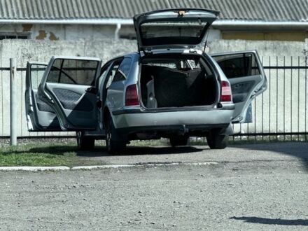 Шкода Октавия 1998 в Черкассах на Automoto.ua Серый Шкода Октавия, объемом двигателя 1.9 л и пробегом 403 тыс. км за 2990 $, фото 1 на Automoto.ua