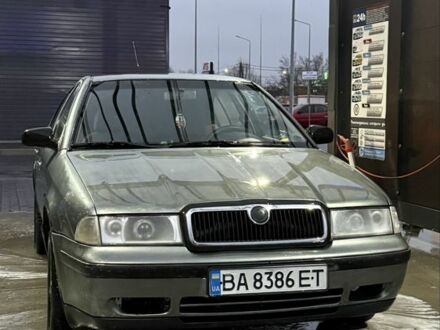 Сірий Шкода Октавія, об'ємом двигуна 1.6 л та пробігом 277 тис. км за 2000 $, фото 1 на Automoto.ua
