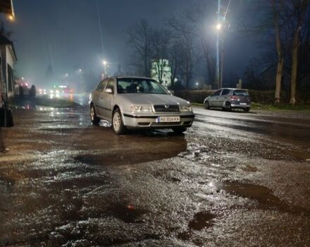 Сірий Шкода Октавія, об'ємом двигуна 1.8 л та пробігом 335 тис. км за 3600 $, фото 1 на Automoto.ua