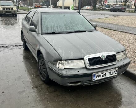 Сірий Шкода Октавія, об'ємом двигуна 2 л та пробігом 325 тис. км за 800 $, фото 1 на Automoto.ua