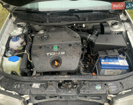 Серый Шкода Октавия, объемом двигателя 1.9 л и пробегом 250 тыс. км за 4650 $, фото 1 на Automoto.ua