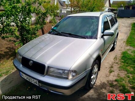 Шкода Октавія 1999 у Жашкове на Automoto.ua Сірий Шкода Октавія, об'ємом двигуна 1.6 л та пробігом 437 тис. км за 3000 $, фото 1 на Automoto.ua