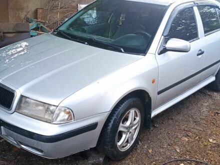 Шкода Октавія 1999 у Дунаевцах на Automoto.ua Сірий Шкода Октавія, об'ємом двигуна 1.9 л та пробігом 371 тис. км за 3350 $, фото 1 на Automoto.ua