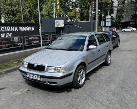 Серый Шкода Октавия, объемом двигателя 1.9 л и пробегом 355 тыс. км за 2500 $, фото 1 на Automoto.ua