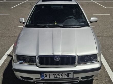 Серый Шкода Октавия, объемом двигателя 2 л и пробегом 428 тыс. км за 2800 $, фото 1 на Automoto.ua