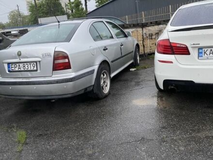 Шкода Октавия 1999 в Виннице на Automoto.ua Серый Шкода Октавия, объемом двигателя 2 л и пробегом 300 тыс. км за 750 $, фото 1 на Automoto.ua