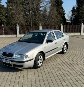 Сірий Шкода Октавія, об'ємом двигуна 1.6 л та пробігом 205 тис. км за 3000 $, фото 1 на Automoto.ua
