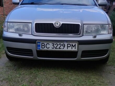 Шкода Октавія 2000 у Львові на Automoto.ua Сірий Шкода Октавія, об'ємом двигуна 2 л та пробігом 244 тис. км за 4200 $, фото 1 на Automoto.ua
