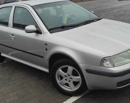 Серый Шкода Октавия, объемом двигателя 1.6 л и пробегом 391 тыс. км за 2800 $, фото 1 на Automoto.ua