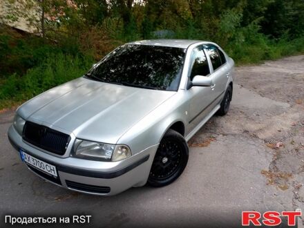 Серый Шкода Октавия, объемом двигателя 1.8 л и пробегом 308 тыс. км за 4900 $, фото 1 на Automoto.ua