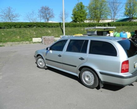 Серый Шкода Октавия, объемом двигателя 1.6 л и пробегом 260 тыс. км за 4200 $, фото 1 на Automoto.ua