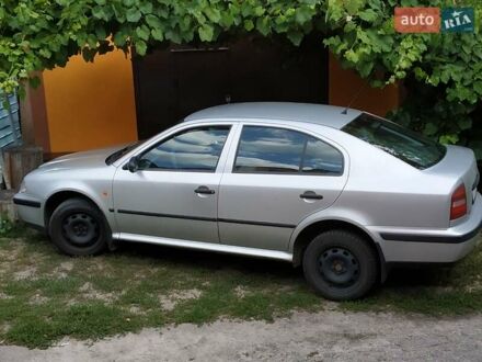 Шкода Октавія 2000 у Борисполе на Automoto.ua Сірий Шкода Октавія, об'ємом двигуна 1.6 л та пробігом 298 тис. км за 3500 $, фото 1 на Automoto.ua