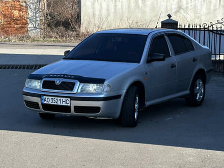 Шкода Октавия 2000 в Тячеве на Automoto.ua Серый Шкода Октавия, объемом двигателя 1.6 л и пробегом 276 тыс. км за 2999 $, фото 1 на Automoto.ua