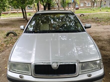 Шкода Октавія 2000 у Краматорске на Automoto.ua Сірий Шкода Октавія, об'ємом двигуна 1.9 л та пробігом 336 тис. км за 3500 $, фото 1 на Automoto.ua