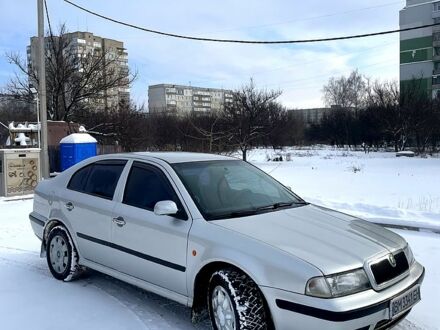 Серый Шкода Октавия, объемом двигателя 2 л и пробегом 303 тыс. км за 3800 $, фото 1 на Automoto.ua