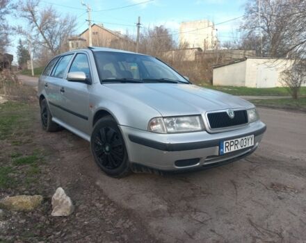 Серый Шкода Октавия, объемом двигателя 1.9 л и пробегом 400 тыс. км за 2100 $, фото 1 на Automoto.ua